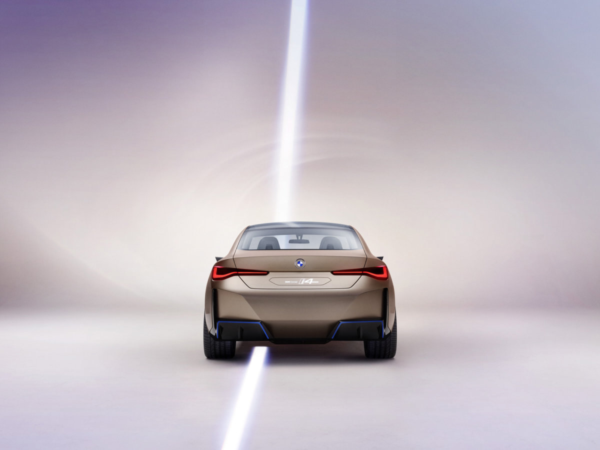 BMW Concept i4 by Simon Puschmann. - CRXSS