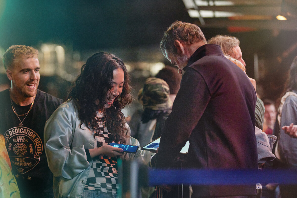 Tom Farmer shoots AMEX’s new Campaign - CRXSS